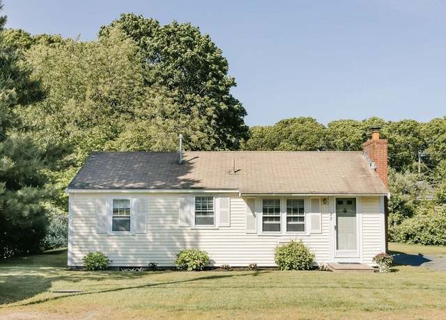 Property at 22 Presidents Rd, Bourne, MA 02532, 2 beds, 1 bath