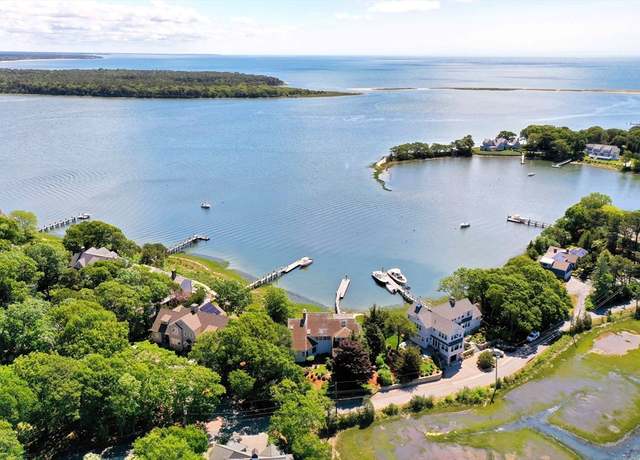 Property at 169 Daniels Island Rd, Mashpee, MA 02649, 5 beds, 4.5 baths