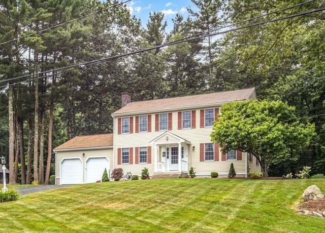 Property at 7 Trafalgar Ln, Walpole, MA 02081, 4 beds, 2.5 baths