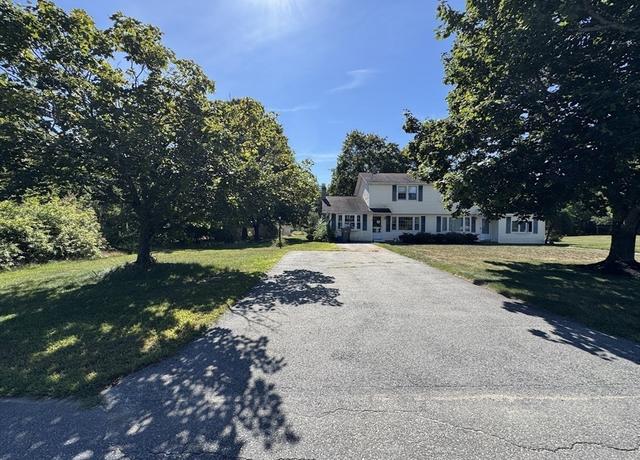 Property at 14 Nova Dr Unit A, Pepperell, MA 01463, 2 beds, 1.5 baths