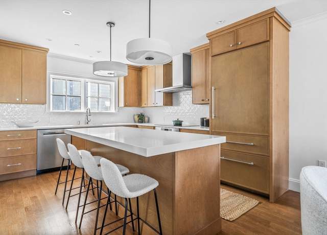 Property at 253 W Third St, Boston, MA 02127, 4 beds, 3.5 baths
