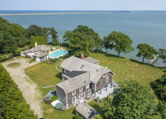 Property at 341 King Caesar Rd, Duxbury, MA 02332, 5 beds, 3 baths