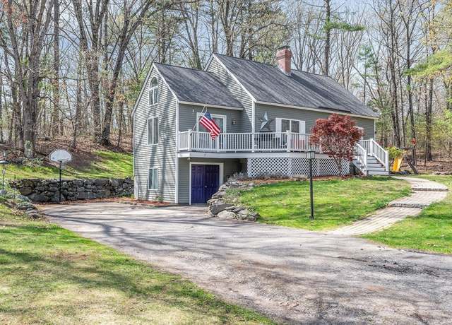 Property at 111 Stonebridge Dr, Dracut, MA 01826, 2 beds, 1 bath
