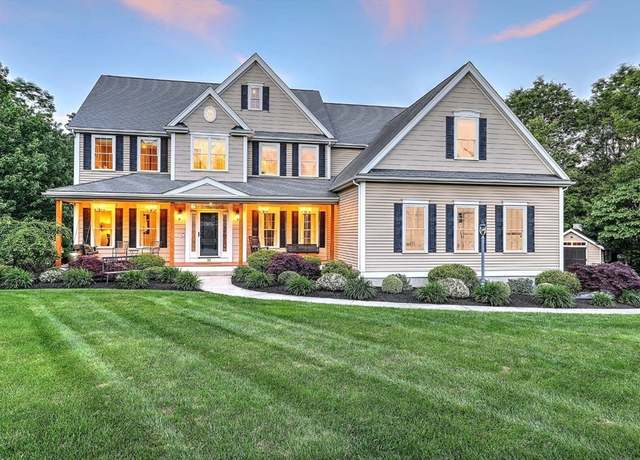 Property at 19 Mulberry Ln, Franklin, MA 02038, 4 beds, 3.5 baths