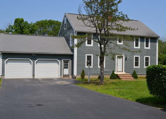 Property at 55 Mendon Rd, Sutton, MA 01590, 4 beds, 2.5 baths