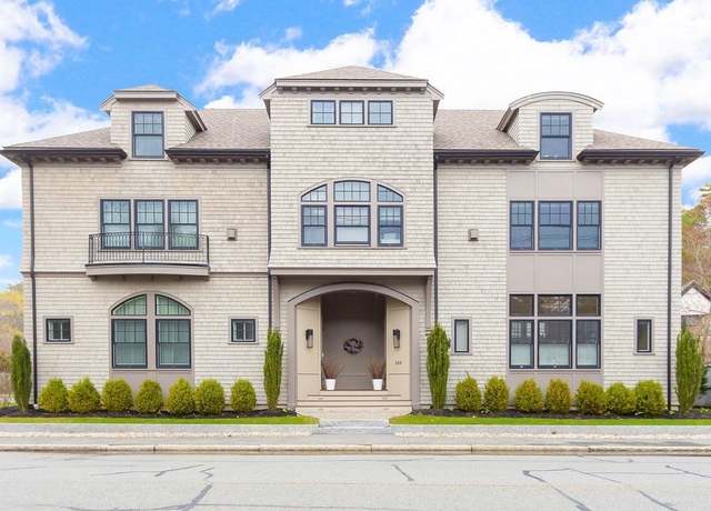 Property at 582 Hale St #2, Beverly, MA 01915, 3 beds, 2.5 baths