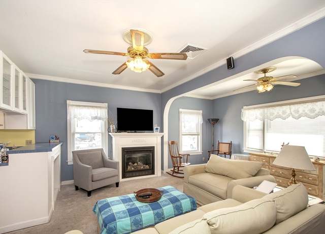 Property at 37 A St, Hull, MA 02045, 2 beds, 1 bath
