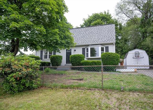 Property at 20 Lively Ln, Springfield, MA 01109, 4 beds, 1.5 baths