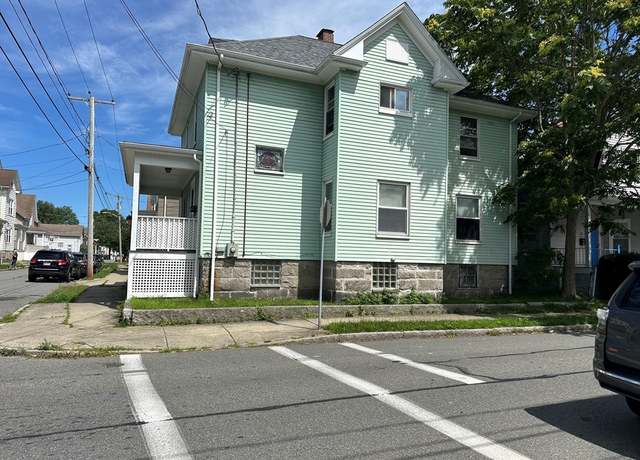 Property at 138 Willis St, New Bedford, MA 02740, 4 beds, 1 bath