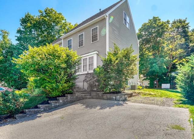 Property at 39 Mechanic St Unit A, Foxboro, MA 02035, 2 beds, 1.5 baths