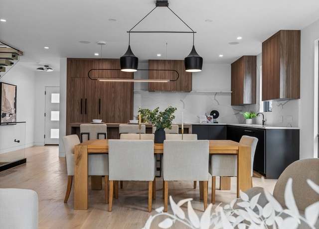 Property at 19 Cottage Park, Cambridge, MA 02140, 4 beds, 4.5 baths