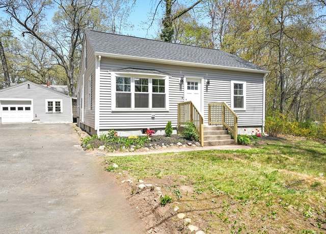 Property at 29 Bowers St, West Springfield, MA 01089, 3 beds, 1 bath