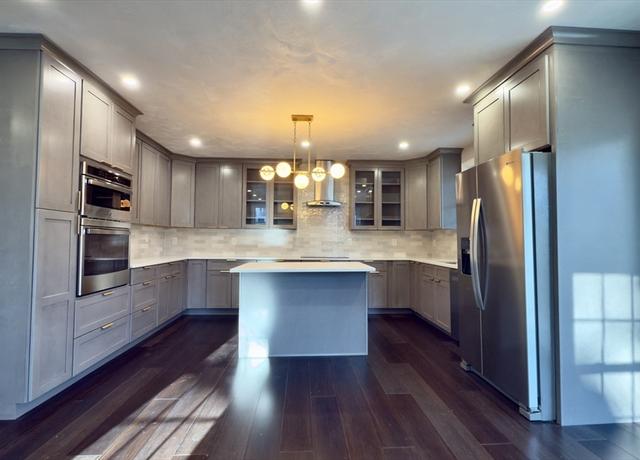 Property at 23 Ferdinand St, Worcester, MA 01603, 4 beds, 3 baths