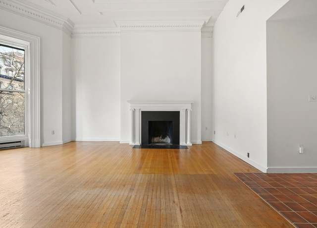 Property at 173 Beacon St #3, Boston, MA 02116, 2 beds, 1.5 baths