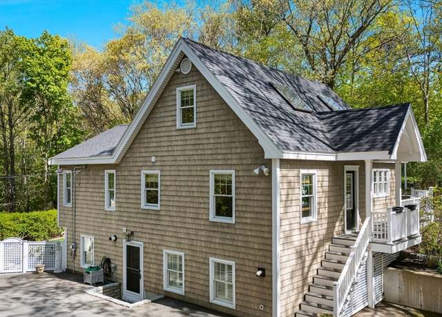 Property at 25 Brooks Rd, Gloucester, MA 01930, 2 beds, 2 baths