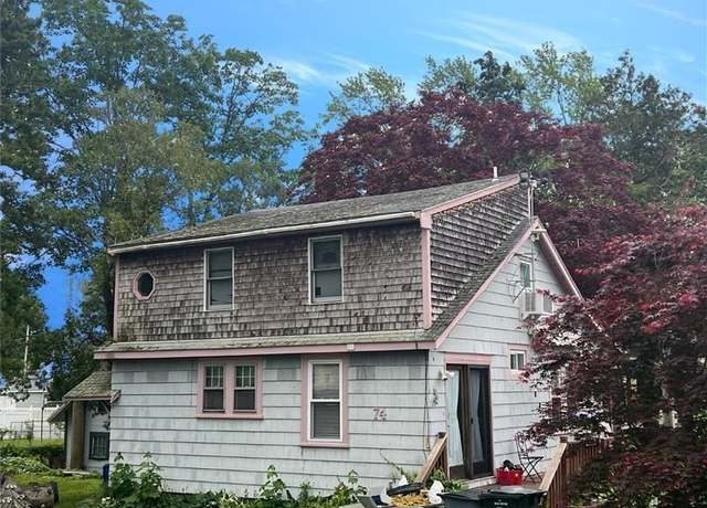 Property at 74 Bayview Ave, Swansea, MA 02777, 3 beds, 1 bath