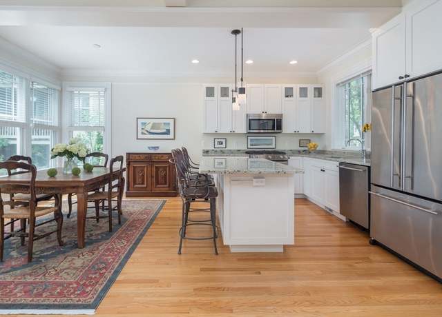 Property at 154 Chestnut St #154, Cambridge, MA 02139, 3 beds, 3.5 baths