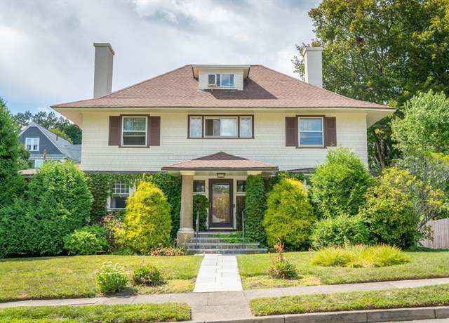Property at 15 Lenox St, Worcester, MA 01602, 5 beds, 2 baths