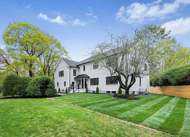 Property at 9 Smith St, Wellesley, MA 02482, 5 beds, 6.5 baths