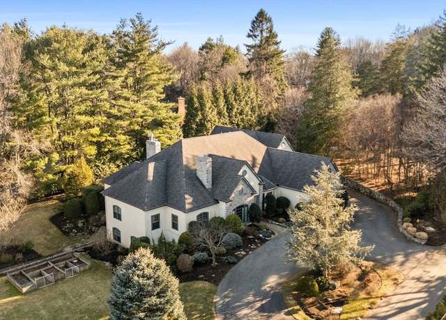Property at 26 Swan Rd, Winchester, MA 01890, 6 beds, 6.5 baths