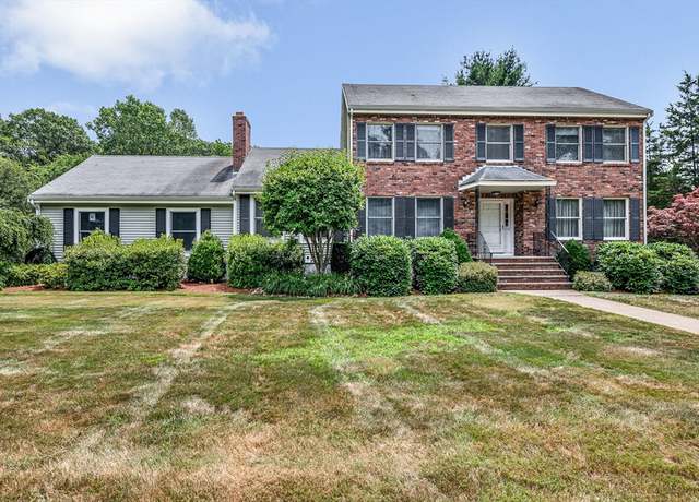 Property at 15 America Dr, Peabody, MA 01960, 4 beds, 3 baths