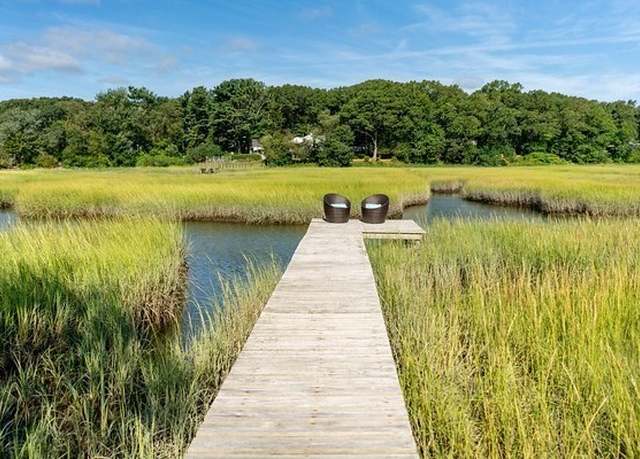 Property at 55 Macombers Way, Marshfield, MA 02050, 3 beds, 2 baths