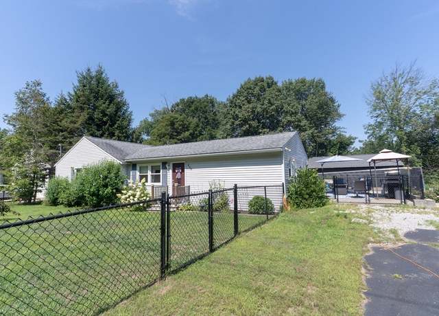 Property at 446 Boston Post Rd, Warren, MA 01083, 3 beds, 2 baths