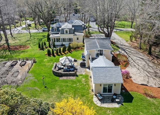 Property at 472 & 474 Davisville Rd, Falmouth, MA 02536, 7 beds, 4 baths