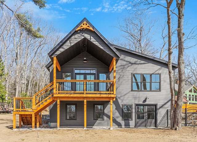 Property at 16 2nd St, Winchendon, MA 01475, 3 beds, 2.5 baths