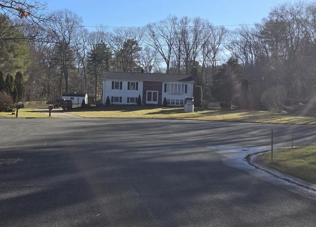 Property at 27 Dias Ave, Westport, MA 02790, 3 beds, 2 baths