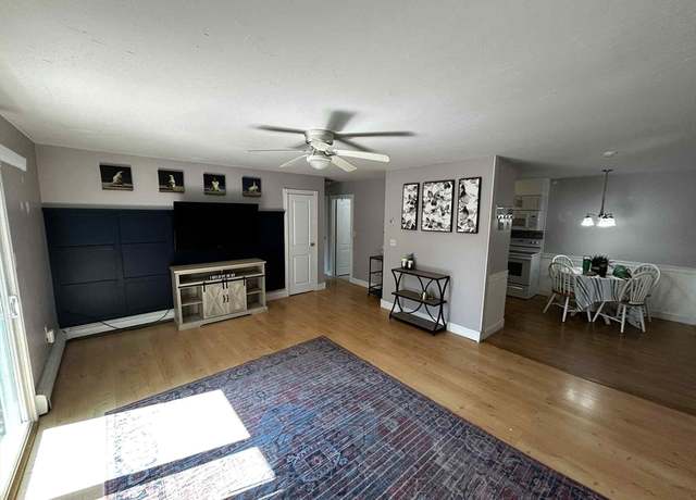 Property at 19 Chapel Hill Dr #9, Plymouth, MA 02360, 2 beds, 1 bath
