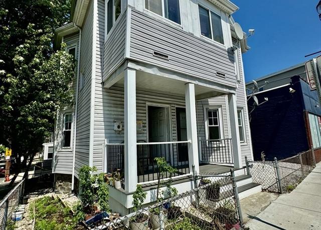 Property at 437 Ferry St #1, Everett, MA 02149, 4 beds, 1 bath
