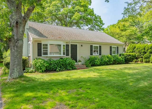 Property at 32 Jamie Ln, Falmouth, MA 02536, 3 beds, 1 bath
