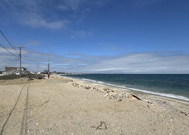 Property at 242 East Beach Rd, Westport, MA 02790