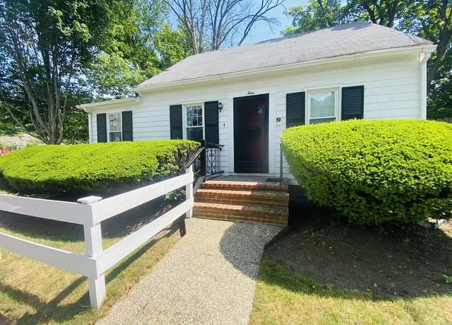 Property at 4 Gerry St, Marblehead, MA 01945, 3 beds, 1 bath