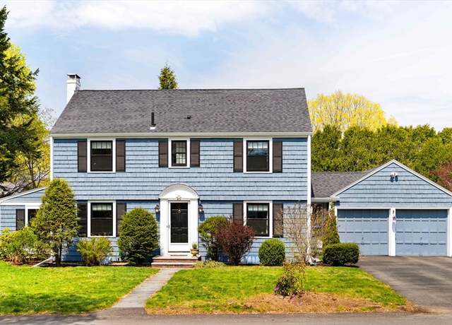 Property at 20 Puritan Ln, Dedham, MA 02026, 4 beds, 2.5 baths