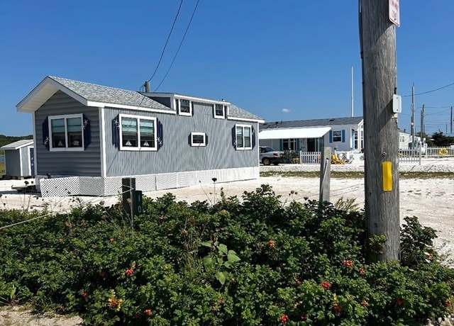 Property at 109 East Beach Rd, Westport, MA 02790