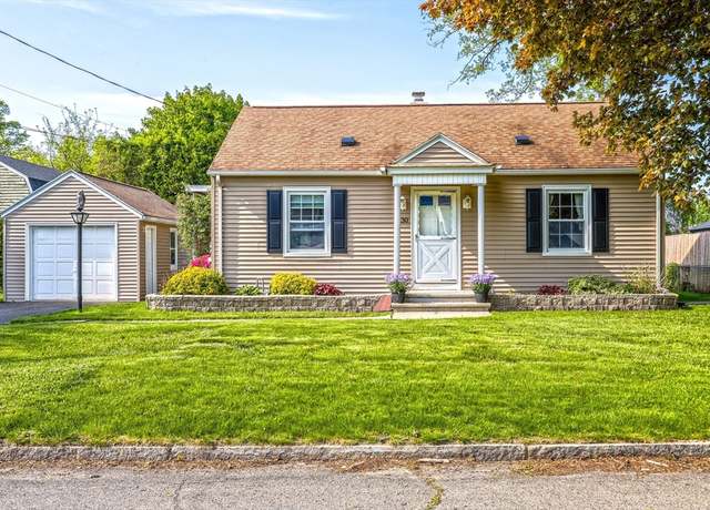 Property at 130 Roosevelt Ave, Chicopee, MA 01013, 2 beds, 1 bath