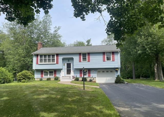 Property at 20 Colby Rd, Bridgewater, MA 02324, 3 beds, 1.5 baths
