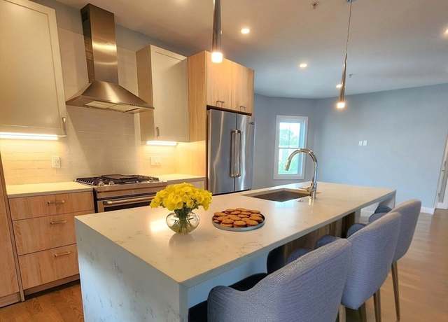 Property at 84 Romsey St #3, Boston, MA 02125, 3 beds, 2 baths