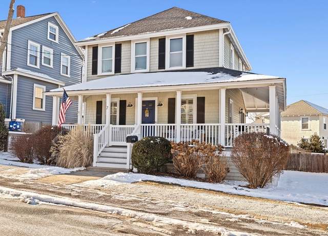 Property at 7 Old Colony Rd, Hull, MA 02045, 3 beds, 1.5 baths