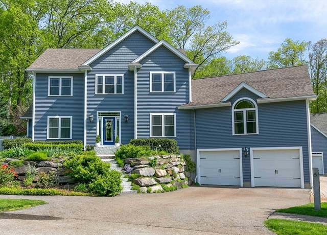 Property at 32 Erin's Way, Holden, MA 01520, 5 beds, 2.5 baths