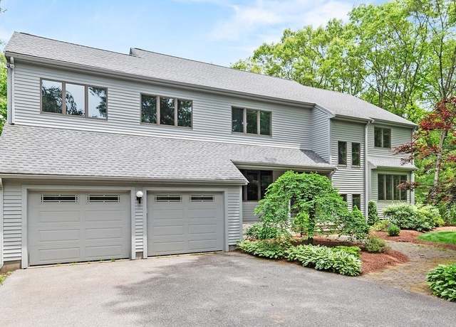 Property at 230 Prospect St, Franklin, MA 02038, 4 beds, 2.5 baths