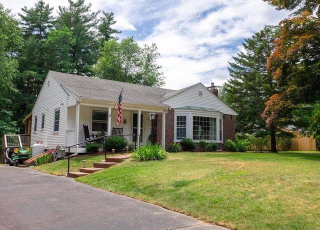 Property at 29 Bayberry Rd, Hanson, MA 02341, 2 beds, 1 bath