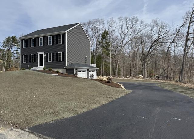 Property at 27 Range Ave, Taunton, MA 02780, 3 beds, 2.5 baths