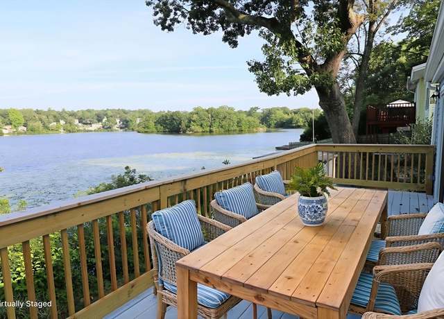 Property at 49 Lake View Rd, East Weymouth, MA 02189, 2 beds, 1 bath