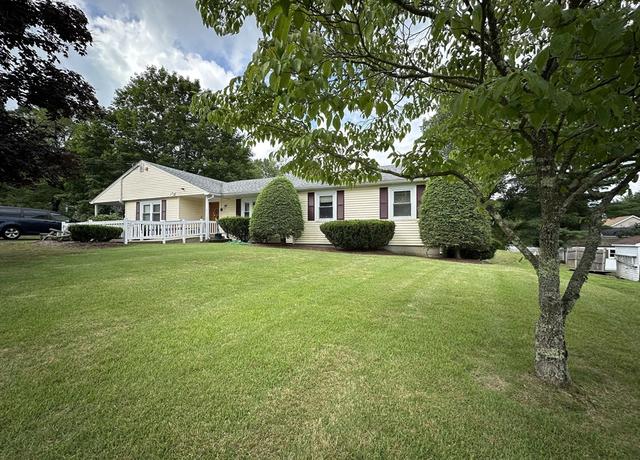 Property at 1 Country Club Rd, North Reading, MA 01864, 4 beds, 2 baths