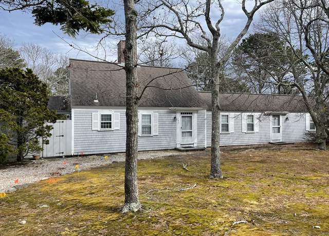 Property at 182 Greensward Rd, Mashpee, MA 02649, 5 beds, 2 baths