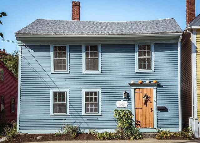 Property at 5 County St, Ipswich, MA 01938, 2 beds, 1 bath