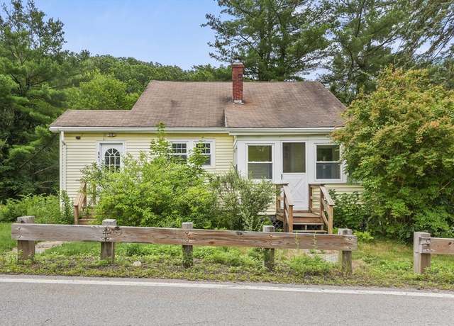 Property at 841 Lancaster Ave, Lunenburg, MA 01462, 3 beds, 2 baths